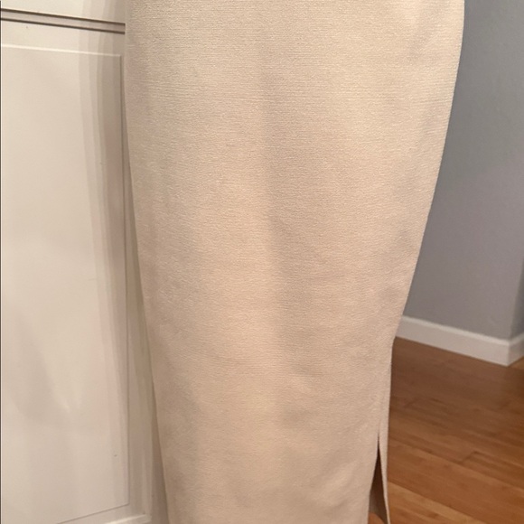 Express One-Shoulder Beige Dress - Picture 5 of 8